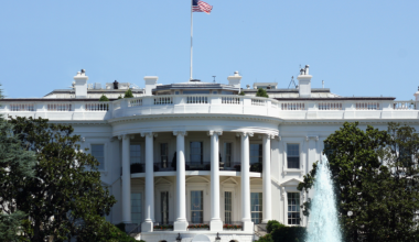 Белый дом запустил приложение Трампа для прямой связи