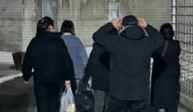 Вербовала людей на вокзалах: за торговлю людьми семейчанку отправили в колонию