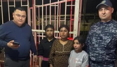 Девочек, державших в страхе алматинцев, доставили в полицию