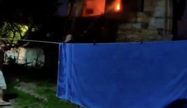 Ночной пожар в Алматинской области: спасены восемь человек