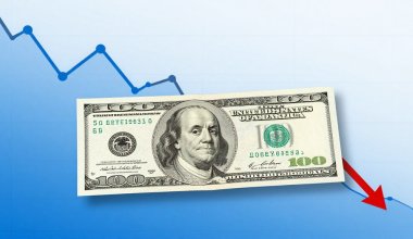 Доллар пробил очередное дно в Казахстане