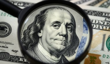 Доллар летит вниз на казахстанской бирже