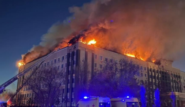 В Актобе загорелся акимат: что происходит сейчас