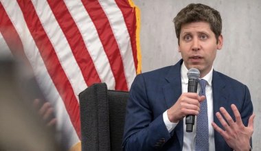 В дом создателя ChatGPT бросили «коктейль Молотова»