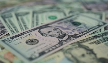 Как война в Иране влияет на курс доллара в Казахстане?