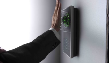 Отпечатки ладоней казахстанцев будут доступны банкам как минимум пять лет