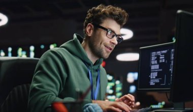 В Казахстане айтишники зарабатывают больше всех