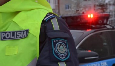 Штрафуют за "мелочи": водителей кошмарят на востоке Казахстана