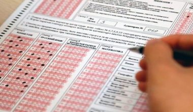 Реформа ЕНТ: казахстанским выпускникам станет сложнее поступить на грант