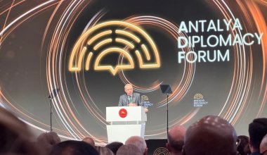 Ормузский пролив должен оставаться открытым для всех — Эрдоган