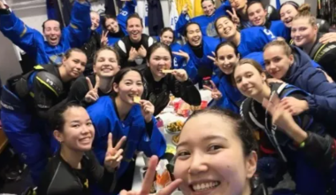 Женская сборная Казахстана по хоккею победила Южную Корею