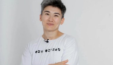 Феминистку Жанар Секербаеву оштрафовали за побои