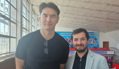 Сабуров посетил родной город и боксерский турнир