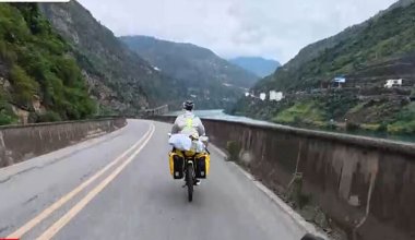 Супруги из Казахстана пересекли пол-Азии на велосипедах