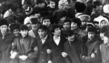 «Аульные мамбеты»: за оскорбления о Желтоксане завели уголовное дело