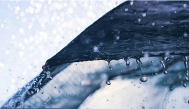 Грозы, град и пыльные бури накроют Казахстан 1 маяY