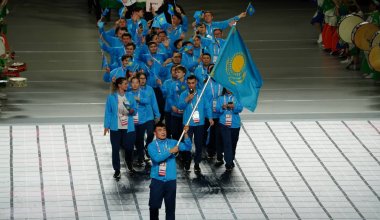 Казахстанские сурдлимпийцы получили 5,5 млрд тенге призовых за триумф в Токио