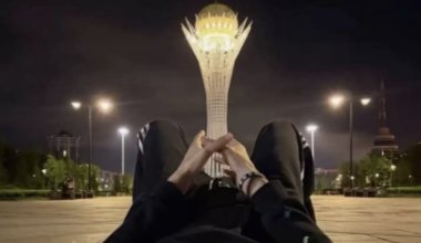 19-летнего парня арестовали после скандального фото у «Байтерека»