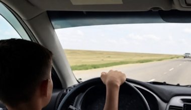 В Жанаозене отец посадил за руль внедорожника своего 12-летнего сына