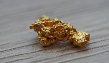 Казахстан закапывает своё золото в землю и выбрасывает на свалки