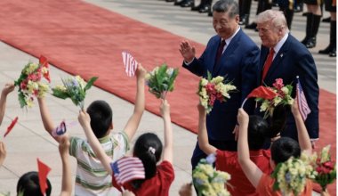 Трамп и Си начали переговоры в Пекине