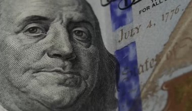 Курсы валют: сколько стоит доллар в обменниках Казахстана 16 мая