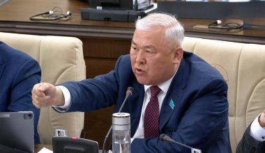 «За спиной лишали права на выезд»: депутат Абенов требует судить нотариусов