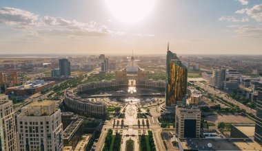 Над Астаной начнут летать военные истребители