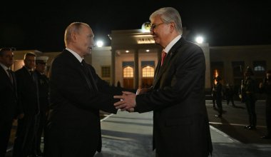 Токаев проводил Путина в аэропорту Астаны