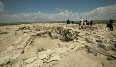 Археологи взялись за тайны древнего городища на западе Казахстана