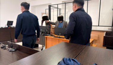 Двое силовиков попались на серии взяток в Актобе