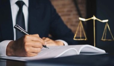 80 млн тенге требовали у стройкомпании: в Астане задержан адвокат