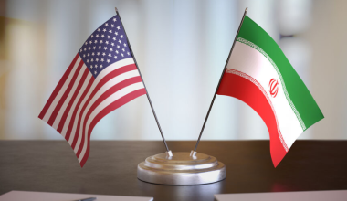 Делегации США и Ирана прибыли в Швейцарию для возможной встречи