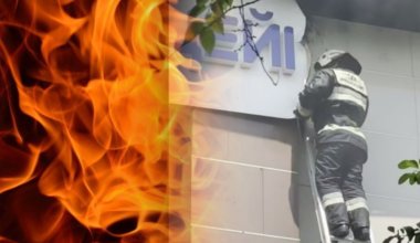 Крупный пожар охватил школу в Атырау