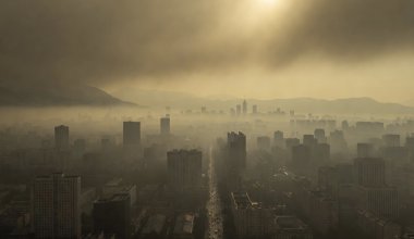 Дышать опасно: смог накрыл сразу 7 городов Казахстана