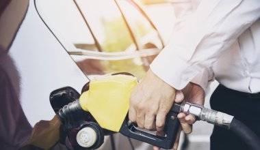 Соседи ищут топливо: Кыргызстан обратился к Казахстану