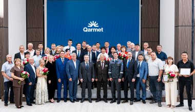 Металлурги Qarmet удостоены почётных наград