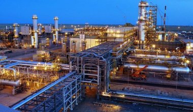 На главном месторождении Казахстана резко упала добыча нефти