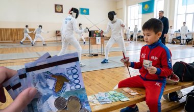 Элитный спорт с минимальными вложениями: сколько стоит фехтование в Казахстане