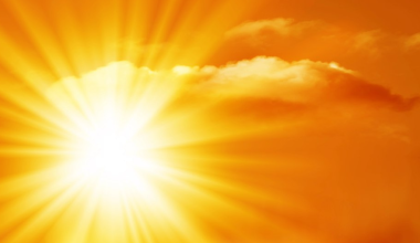 Жара до +43°C, град и шквал: Казахстан накроет опасная погода