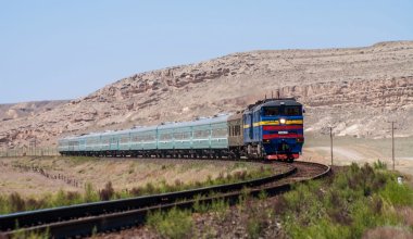 Кто ответит за жару в вагоне? В КТЖ открестились от проблемного поезда