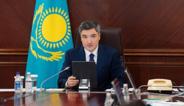Бектенов раскритиковал цифровизацию бизнеса: 60% услуг оказывают на бумаге