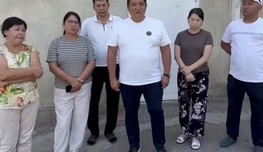 После резонансного ДТП Бакытжан Базарбек появился на видео с семьей пострадавшего