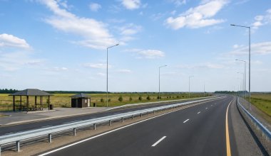 Машин стало почти вдвое больше: в Казахстане обновили трассу на границе с РФ