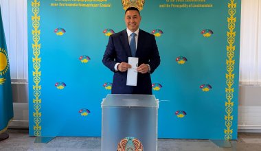 Алмаз Альсенов проголосовал на выборах в Курултай