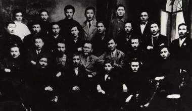 «Не выбирайте родственников» - политолог напомнил, как степь голосовала 100 лет назад