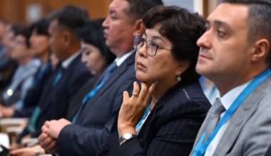Прекратить дискуссии об образовании в соцсетях предлагает президент