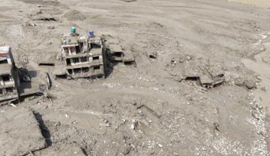 Разрушительные сели в Китае: Токаев выразил соболезнования Си Цзиньпину