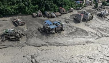 Ещё одна казахстанка пропала в зоне наводнения в Непале