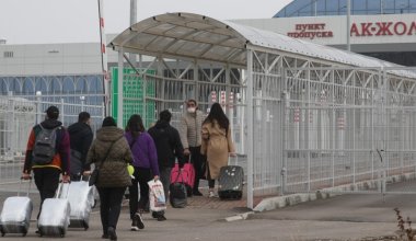 Россиянам при въезде в Казахстан потребуется платное электронное разрешение